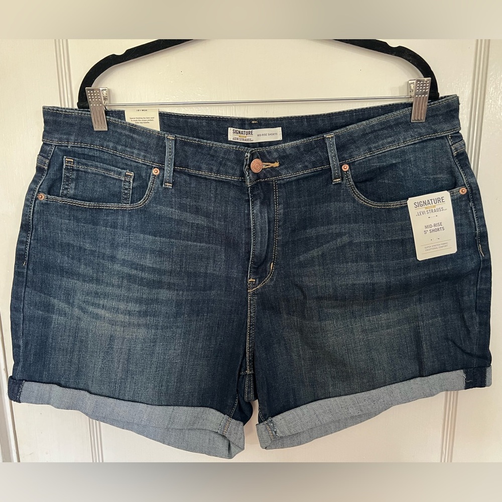 Levi Jean Shorts